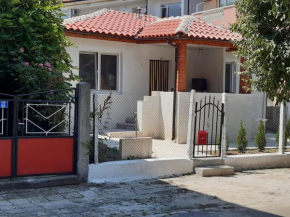 Vacation House Liana - Ahtopol